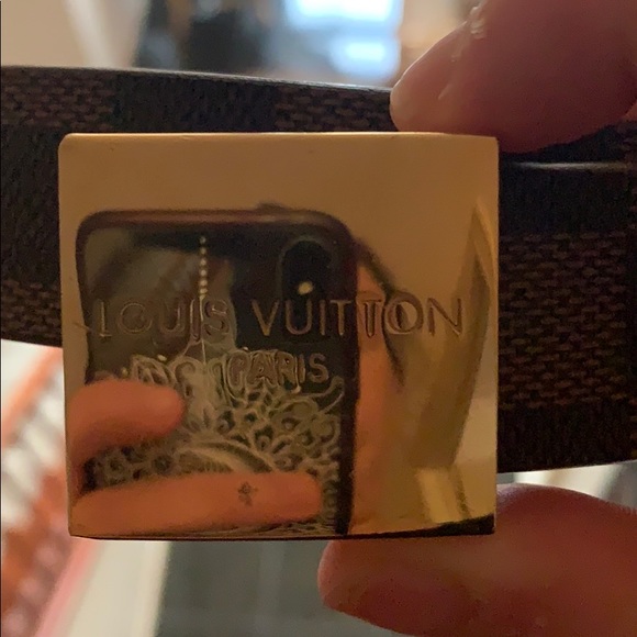 Louis Vuitton belt - Picture 1 of 4